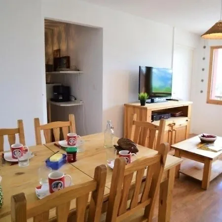 - 5 Pers, 55 M2, 3/1 Apartment *